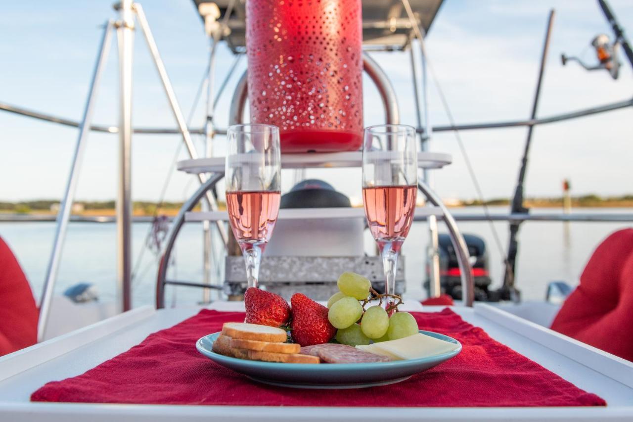Romantic Escape In Downtown St Augustine Сент Августин Екстериор снимка